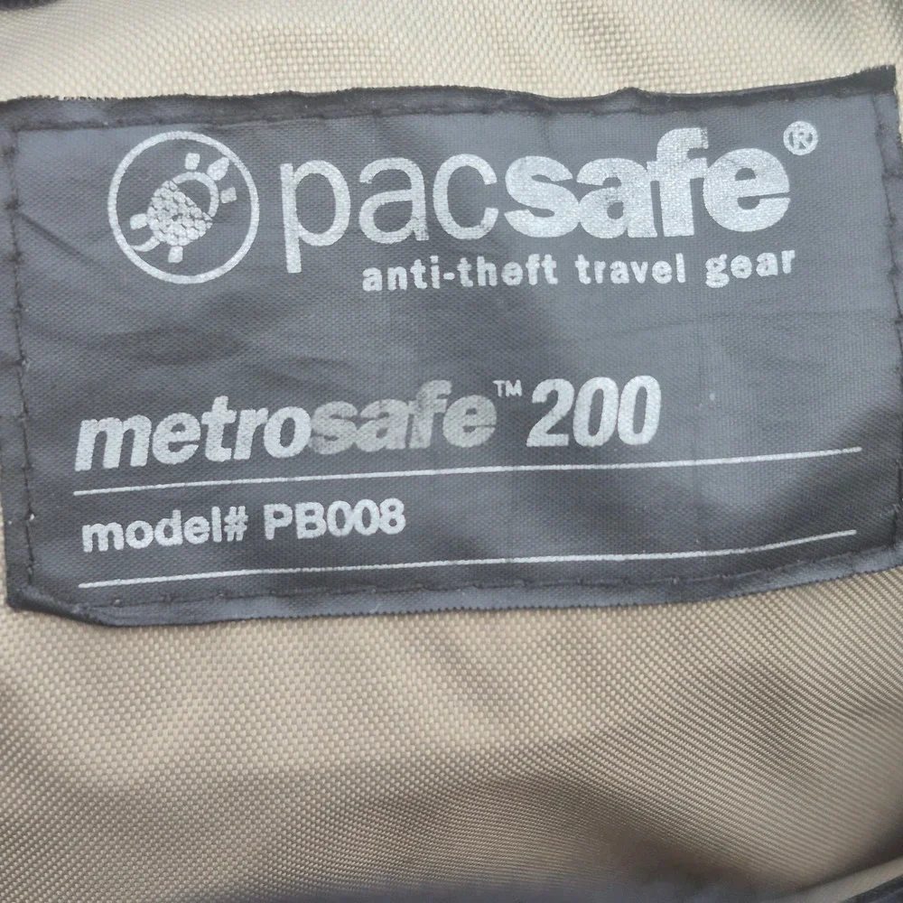 Pacsafe Anti-Theft Crossbody Messenger Bag Unisex Black Travel Security Bag